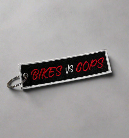 KEYCHAIN - BIKES VS COPS